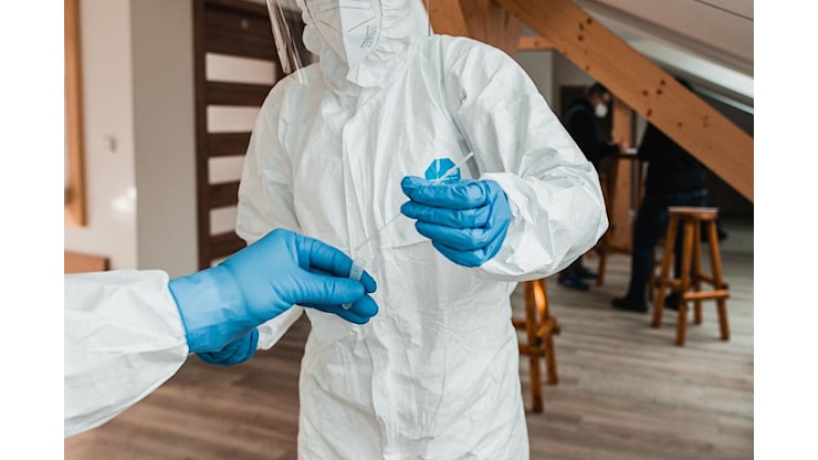 Ebola, primo caso accertato in Francia: positivo un medico rientrato dal Congo · LaC News24 - LaC News24
