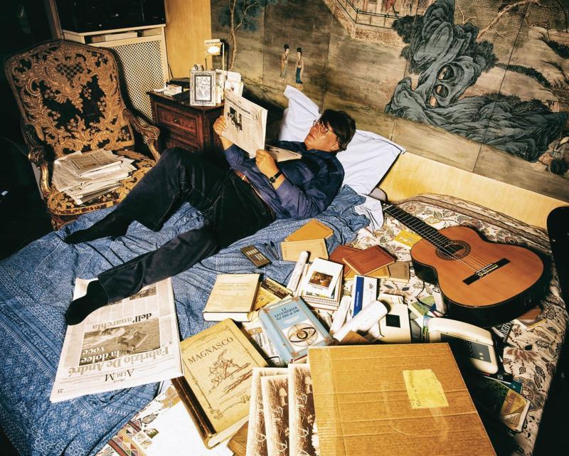 La biblioteca di Fabrizio De André arriva alla Manfrediana: il 23 luglio narrazione e musica nel chiostro di Faenza (Ra)