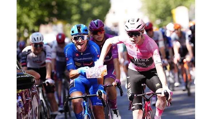 Giro d’Italia, trionfo Vingegaard - Il Sole 24 ORE