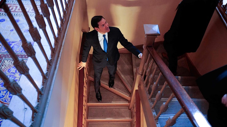 Rubio contro il font Calibri, definito uno “spreco” che promuove la diversità: si torna al Times New Roman - La Stampa