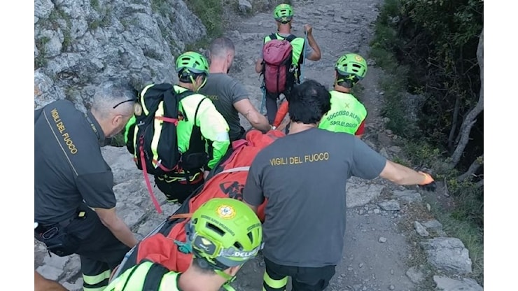 Sentiero degli dei, donna cade nel dirupo e muore - Lo Scarpone CAI