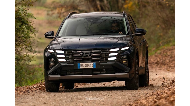 Hyundai Tucson Plug-in Hybrid 2026: novità, caratteristiche e prezzi - newsauto.it
