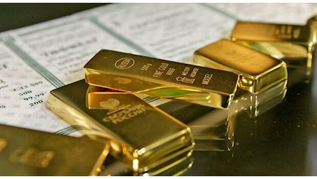 Oro e argento chiudono la settimana in rialzo, effetto Fed e dollaro debole