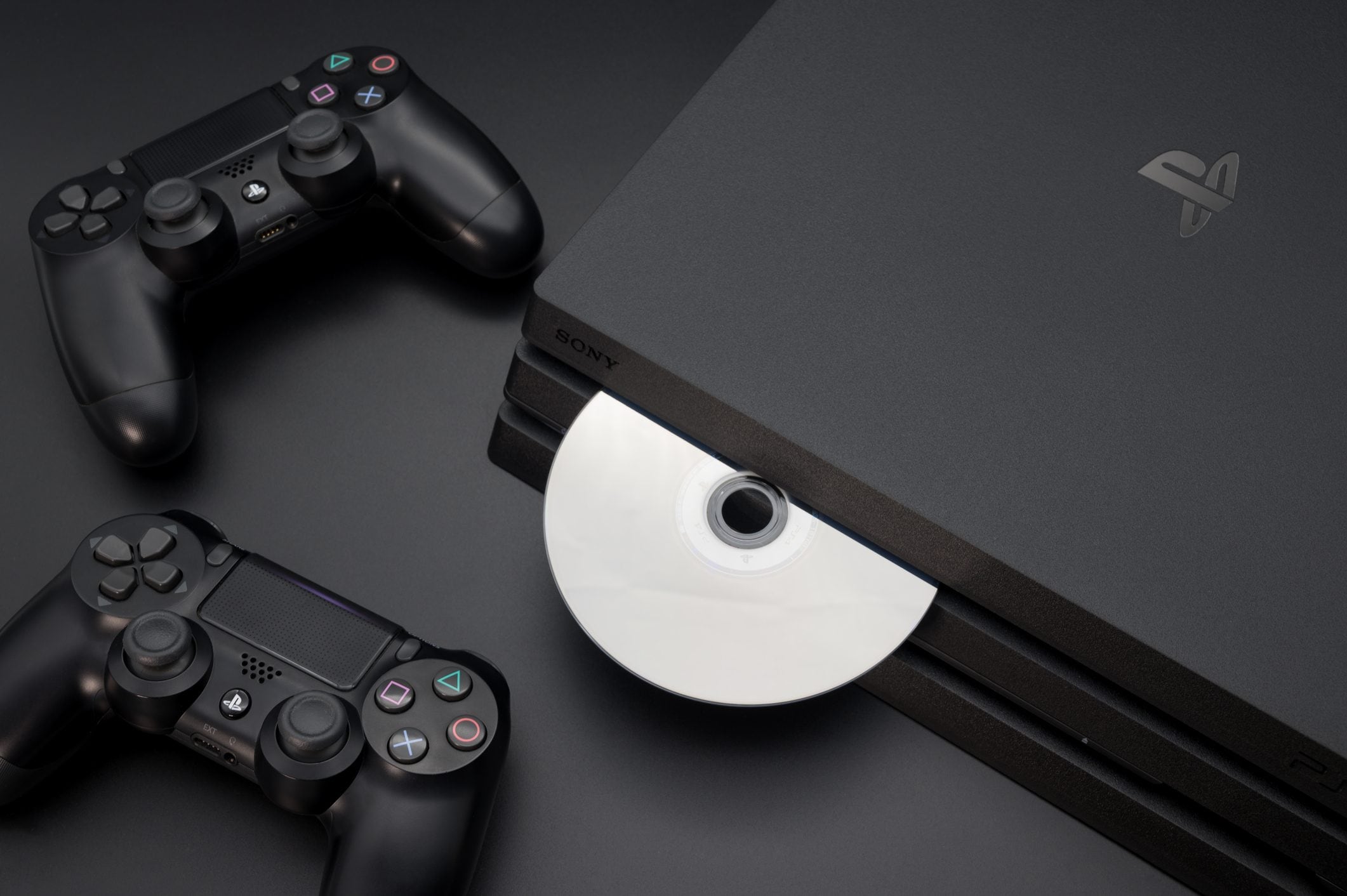 Perché Playstation dice stop ai dischi fisici dal 2028: i download sono l’85% delle vendite