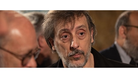 Massimo Ceccherini via dall’incubo: salvato da debiti di gioco per 1,4 milioni da un misterioso amico. All’attore il saldo a rate e la terapia sulla ludopatia