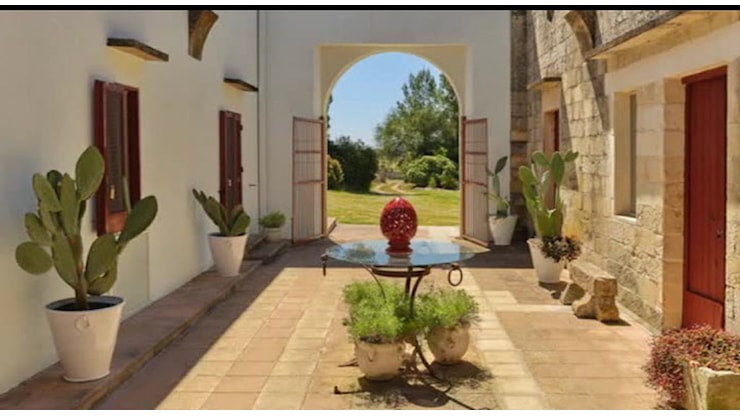 Airbnb lancia “vacanze senza smartphone”: in Salento l’esperienza per disconnettersi e ritrovare il benessere digitale - Il Messaggero