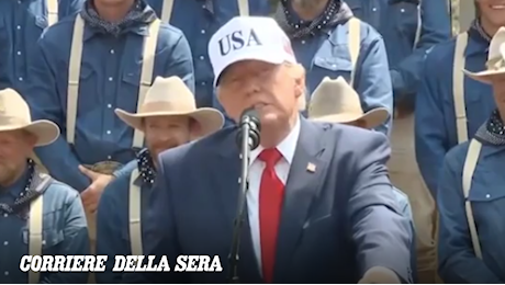 Trump e la battuta choc sui figli: «Potremmo fare una cosa a tre» alla biblioteca Roosevelt