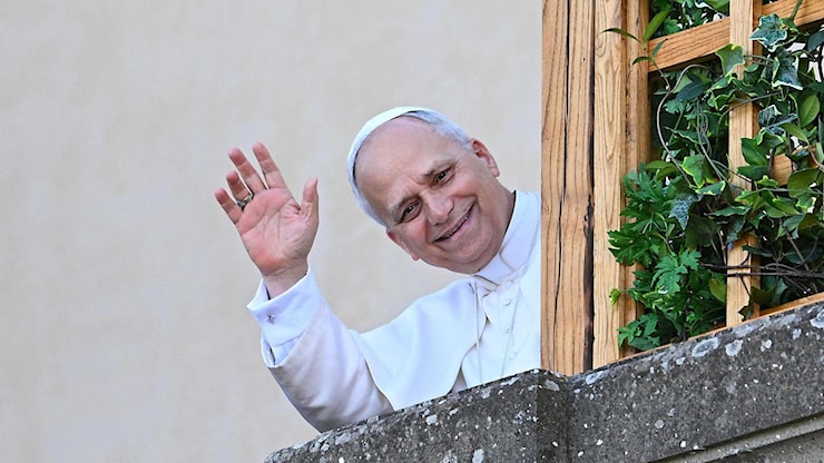 Leone XIV al telefono con il servizio clienti della banca: “Sono il Papa”. E l’impiegata mette giù - la Repubblica