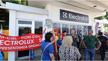 Electrolux, a Solaro 76 uscite volontarie: i sindacati chiedono garanzie sul futuro