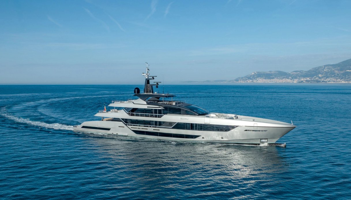 Il nuovo yacht italiano di extra lusso stupisce per classe, imponenza e prestazioni